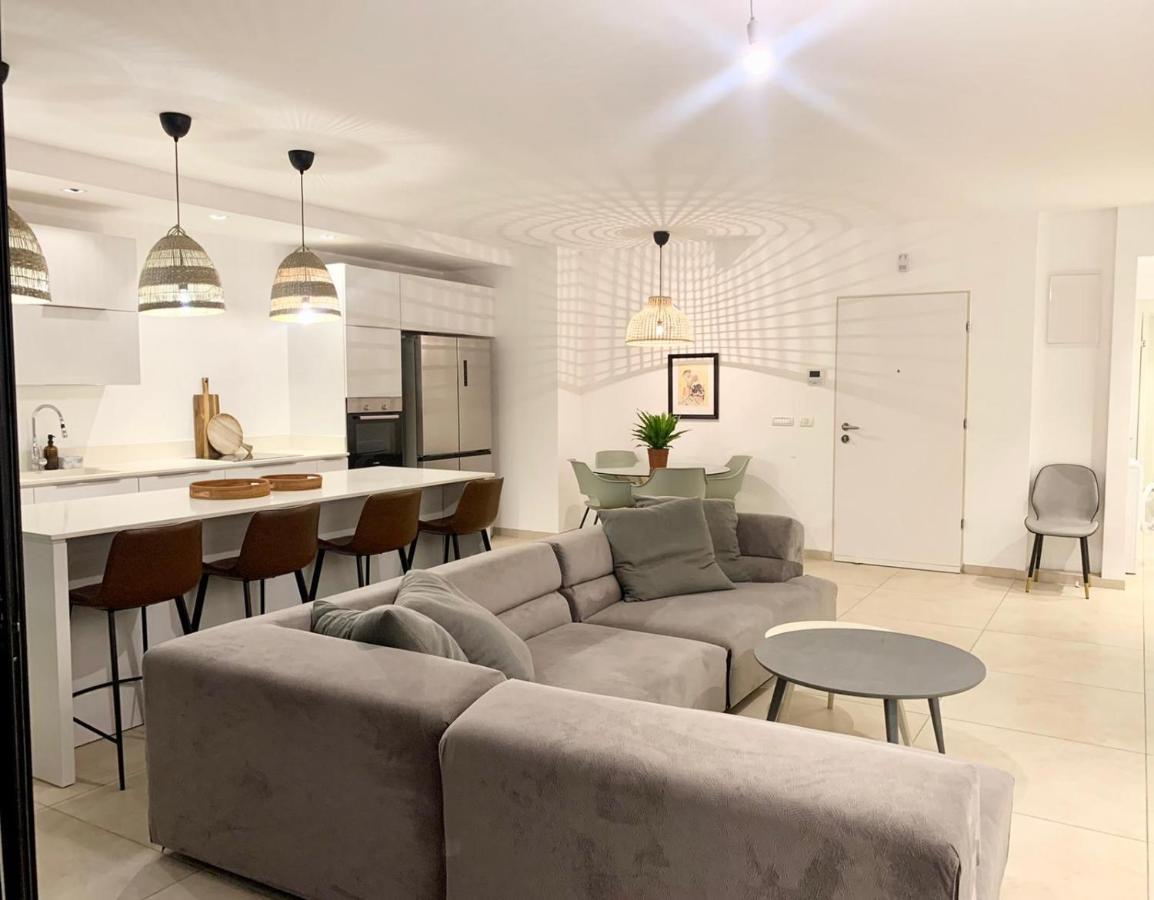 Beach Place Apartments Haifa Kültér fotó