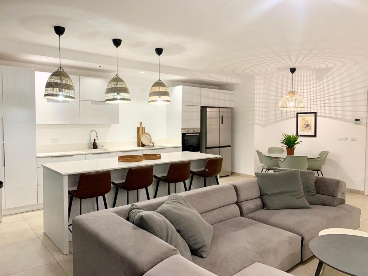 Beach Place Apartments Haifa Kültér fotó