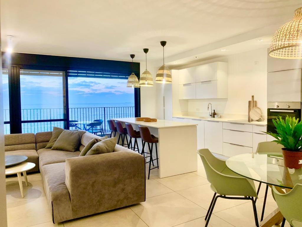Beach Place Apartments Haifa Kültér fotó